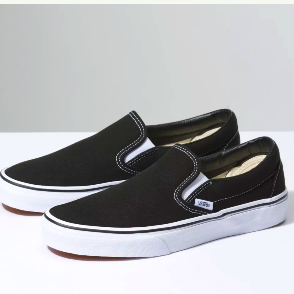 NEW Slip on black vans